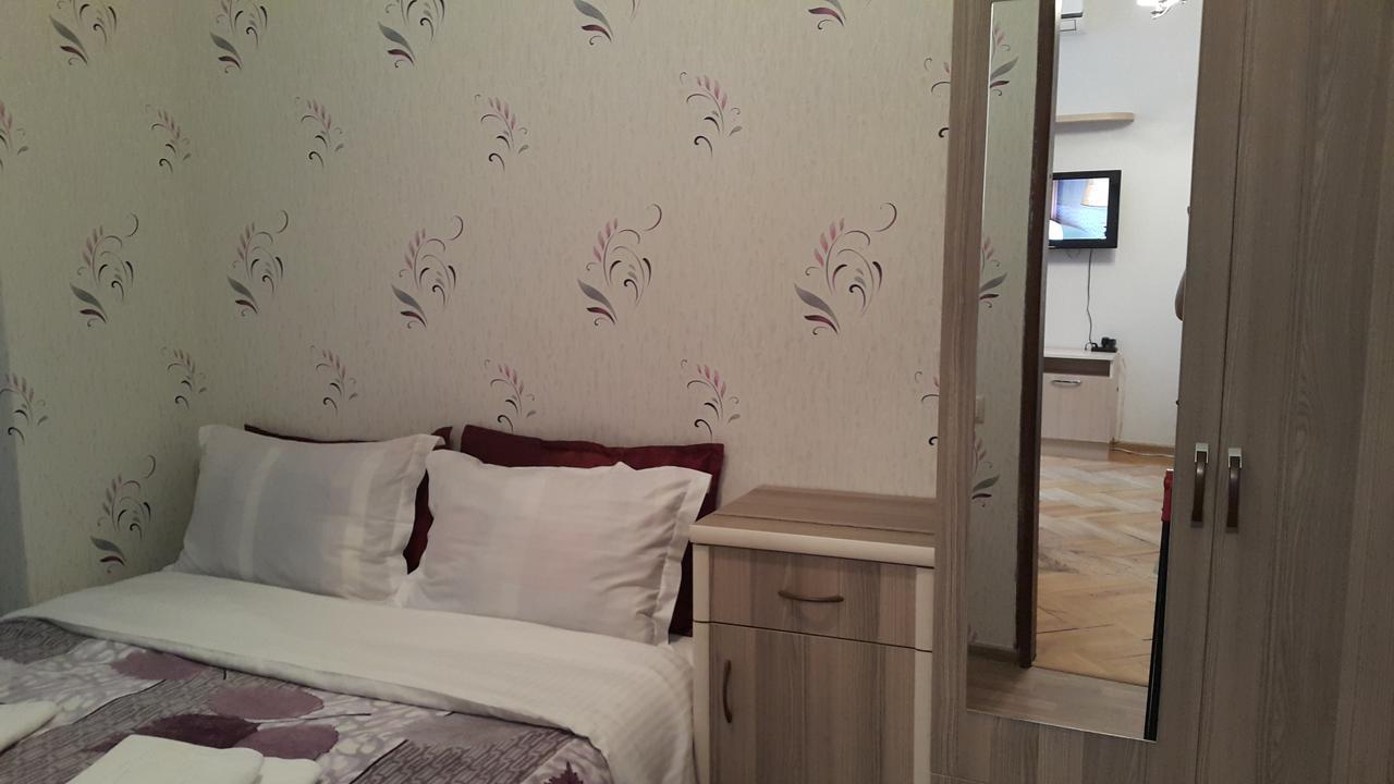 Apartment On Rustaveli Avenue Tiflis Exterior foto