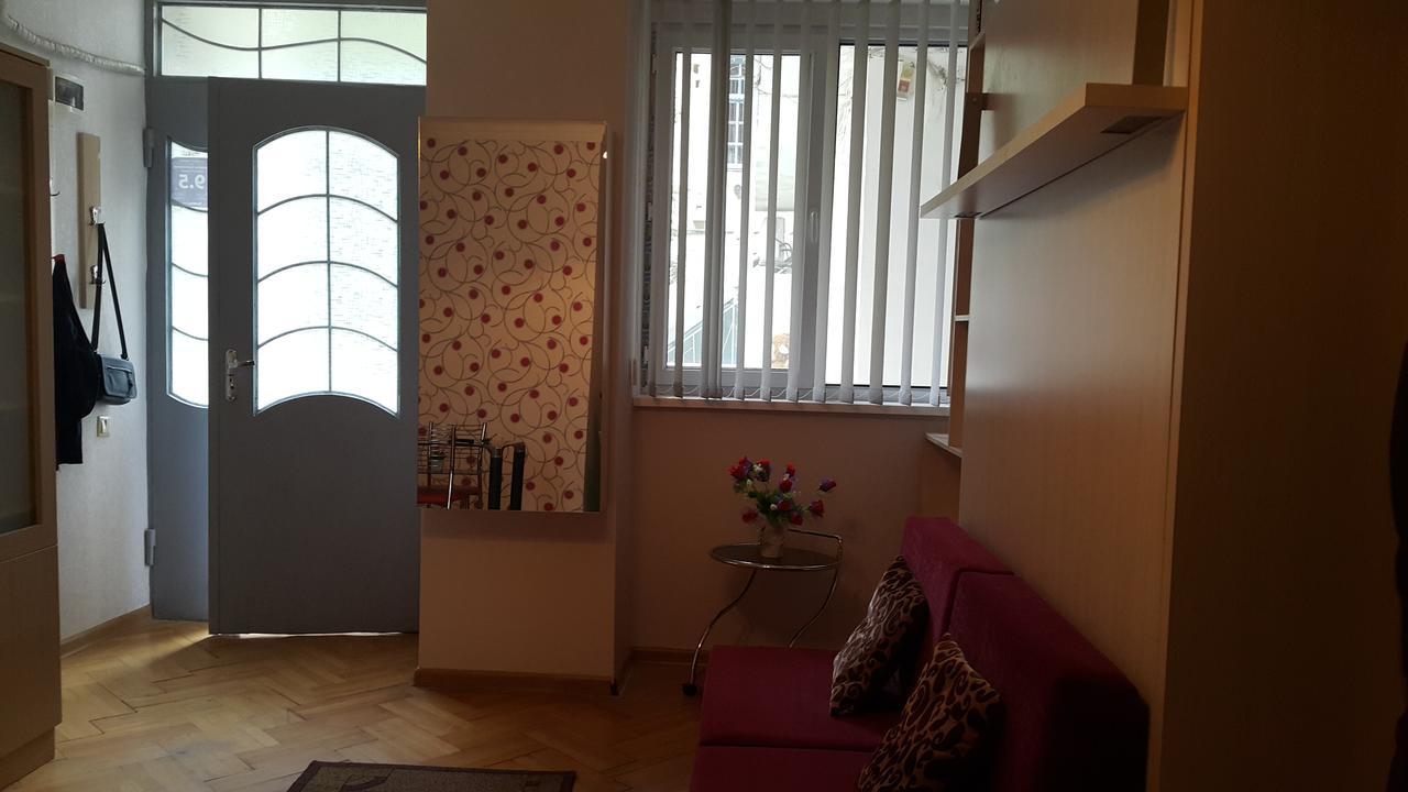 Apartment On Rustaveli Avenue Tiflis Exterior foto
